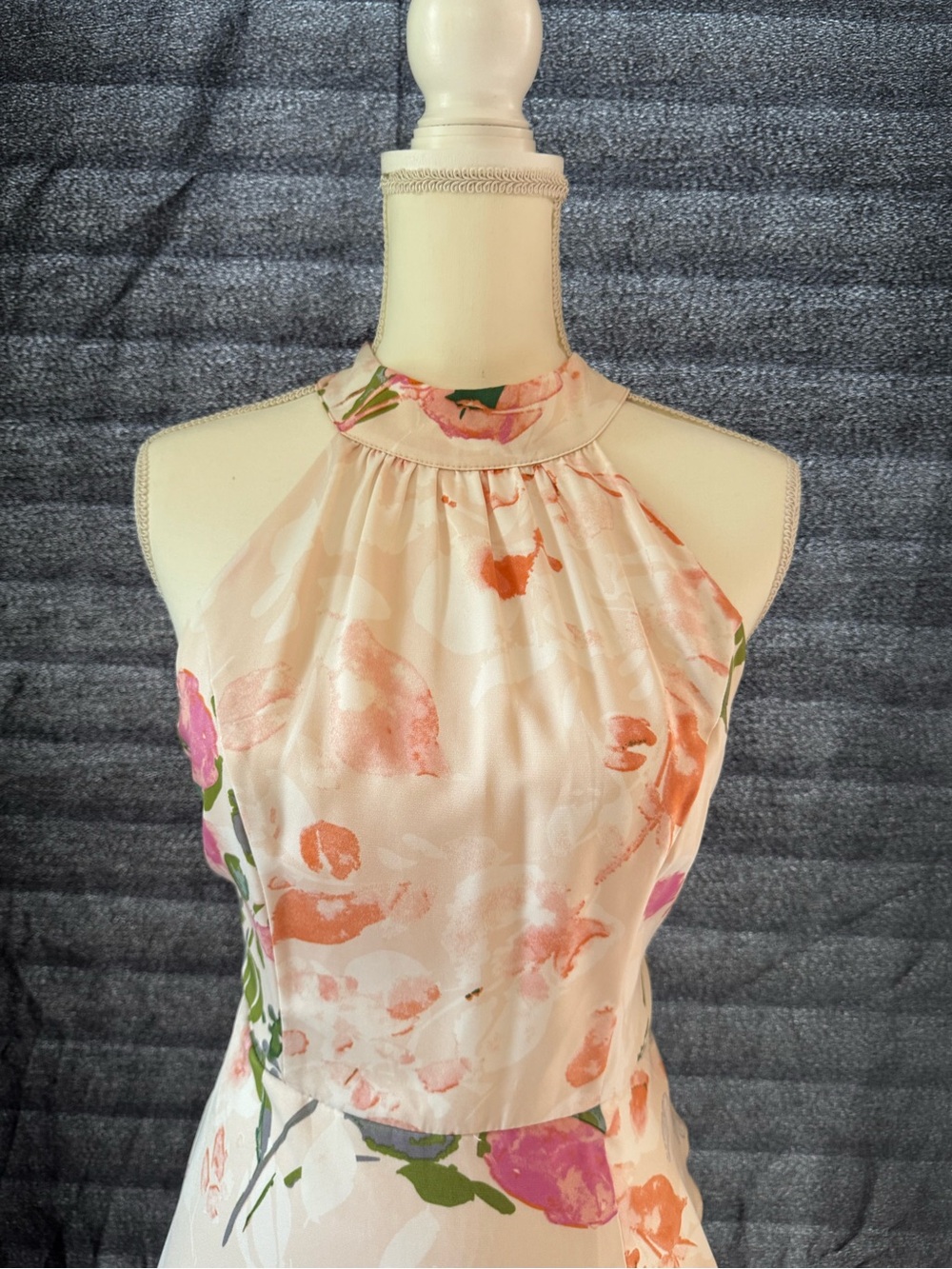 JJs House Blush Floral Halter Maxi Dress - Picture 4 of 6